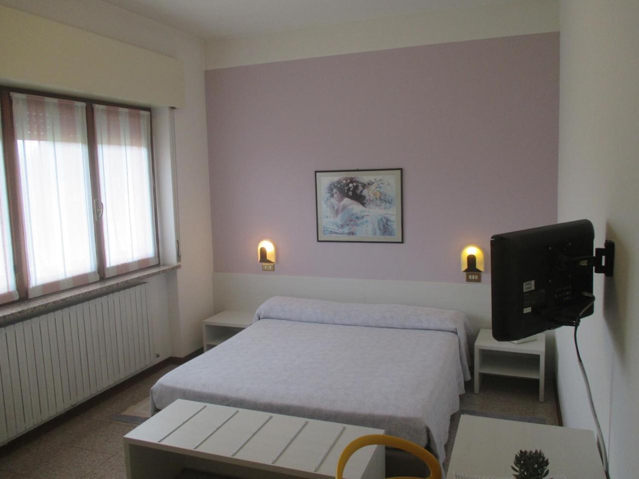 Hotel O'Scugnizzo 2 Belluno Eksteriør billede