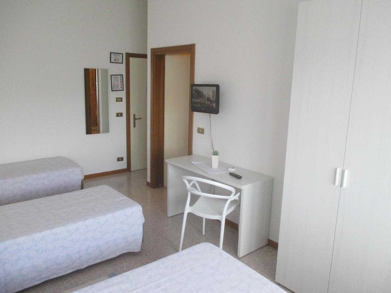 Hotel O'Scugnizzo 2 Belluno Eksteriør billede
